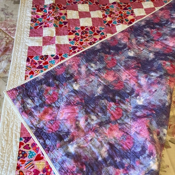 Patchwork handmade quilt with glitter hearts cotton 54 X 40 crib daybed throw - Picture 7 of 9